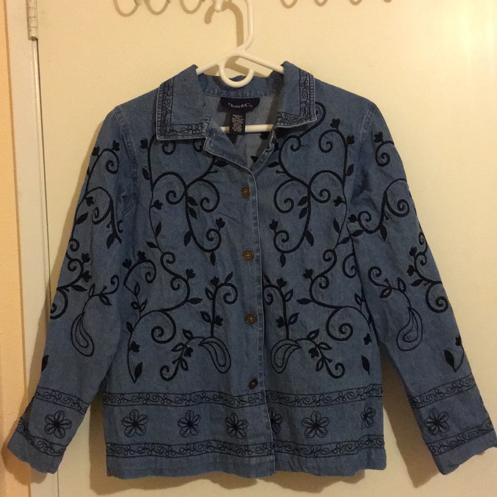 Denim & Co Women’s Jean Jacket /Small